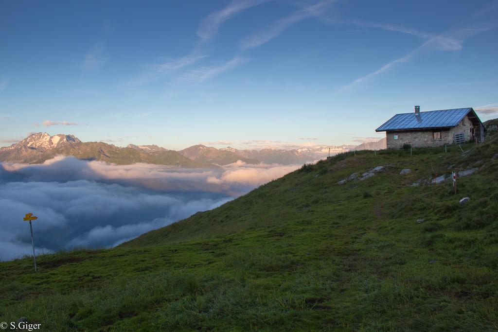 Hotel Restaurant La Furca Disentis Exteriör bild